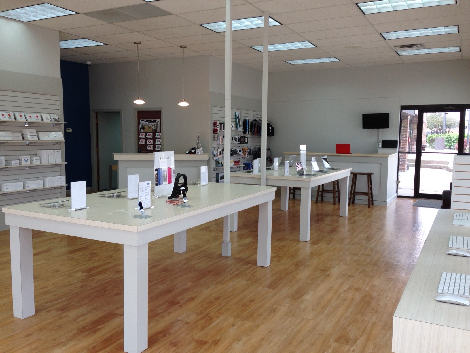 Computer Hardware Store In Ahmedabad / Hastings NE's Computer Store